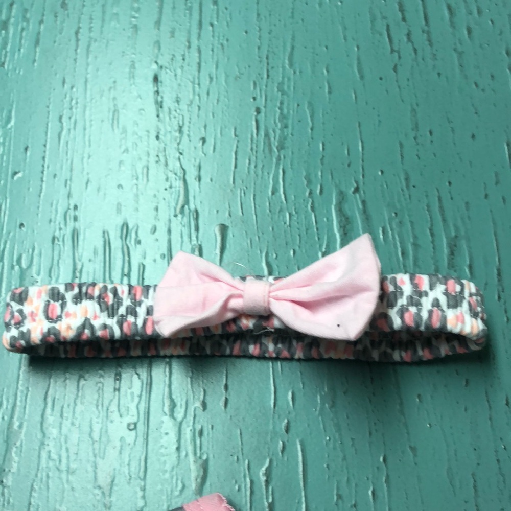 NWT Matching Onesie and headband - Picture 3 of 6